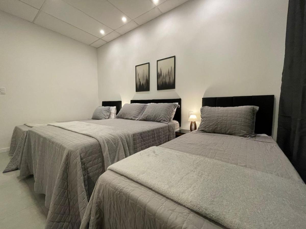 Villa Bilac 03 - Studio Proximo A Vila Germanica บลูเมเนา ภายนอก รูปภาพ