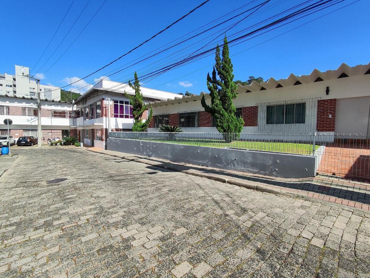Villa Bilac 03 - Studio Proximo A Vila Germanica บลูเมเนา ภายนอก รูปภาพ